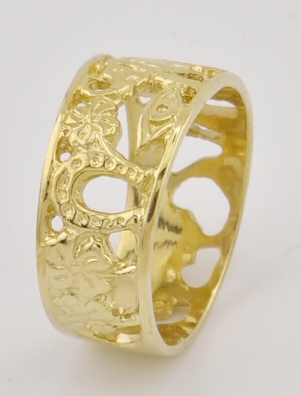 10K Yellow Gold Lucky Band Ring - Image 3