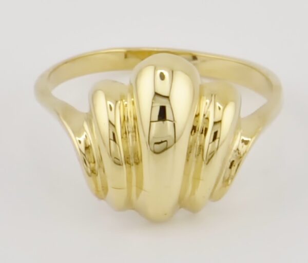 10K Yellow Gold Sea Shell Ring - Image 4